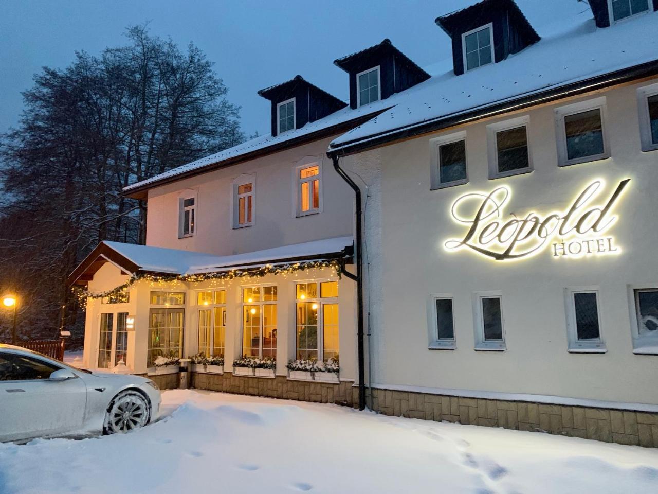 Hotel Leopold Račín Exterior foto