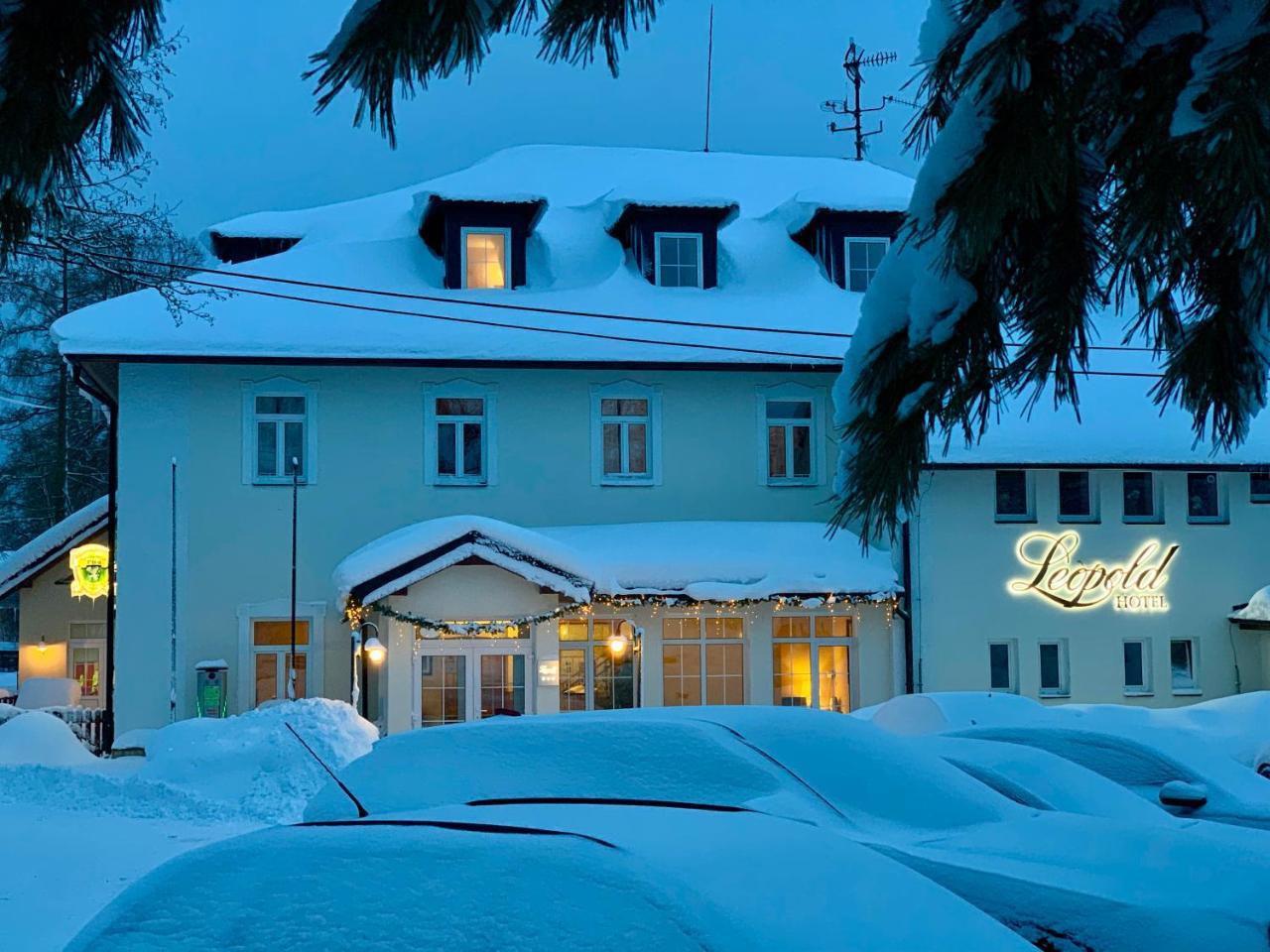 Hotel Leopold Račín Exterior foto